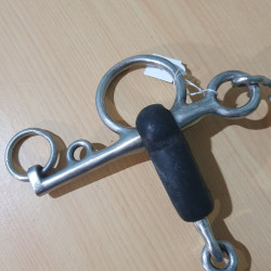 Mors pelham caoutchouc 125
