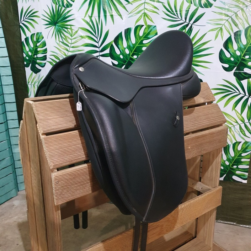 Selle de dressage Wintec 500