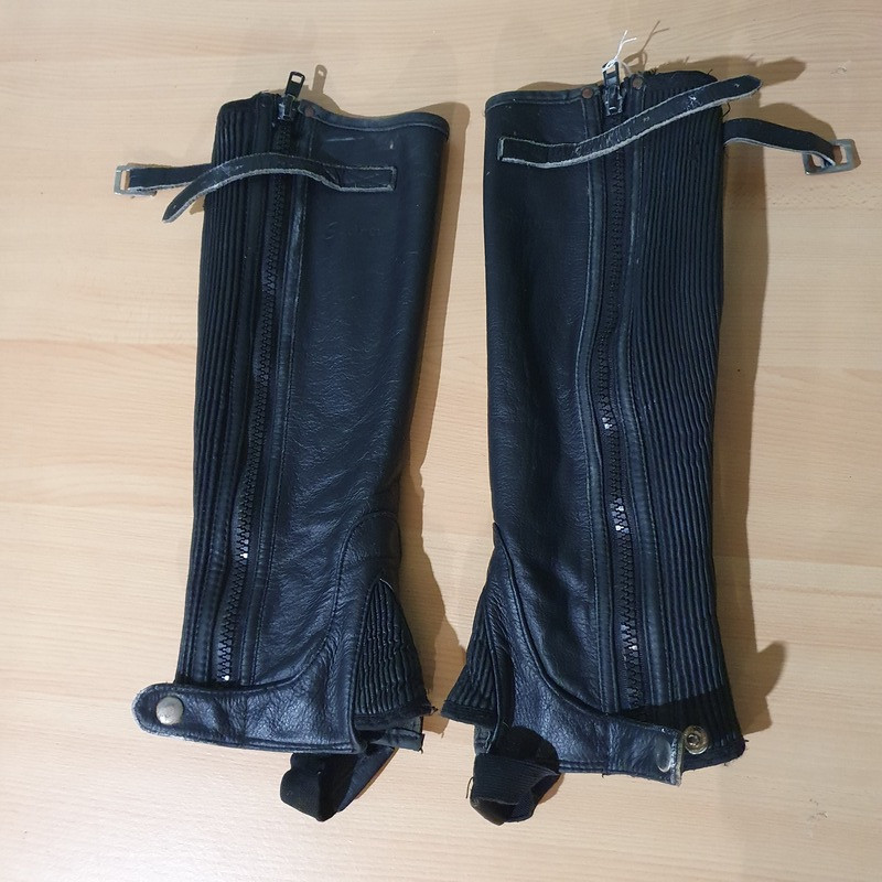 Mini-chaps Sydney S