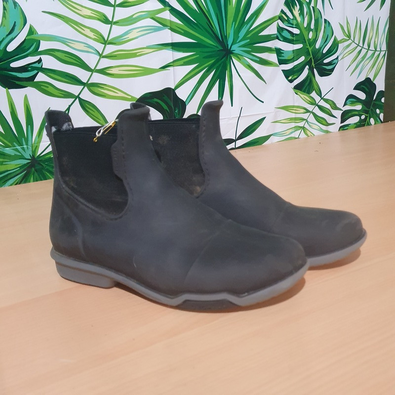 Boots Fouganza 32