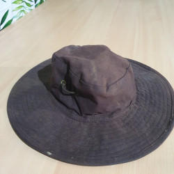 Chapeau huilé L/59