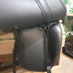 Selle de dressage Thorowgood