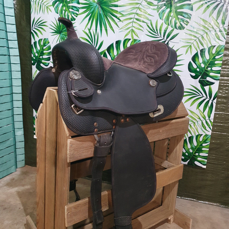 Selle western synthétique