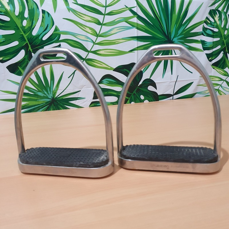 Etriers 12cm