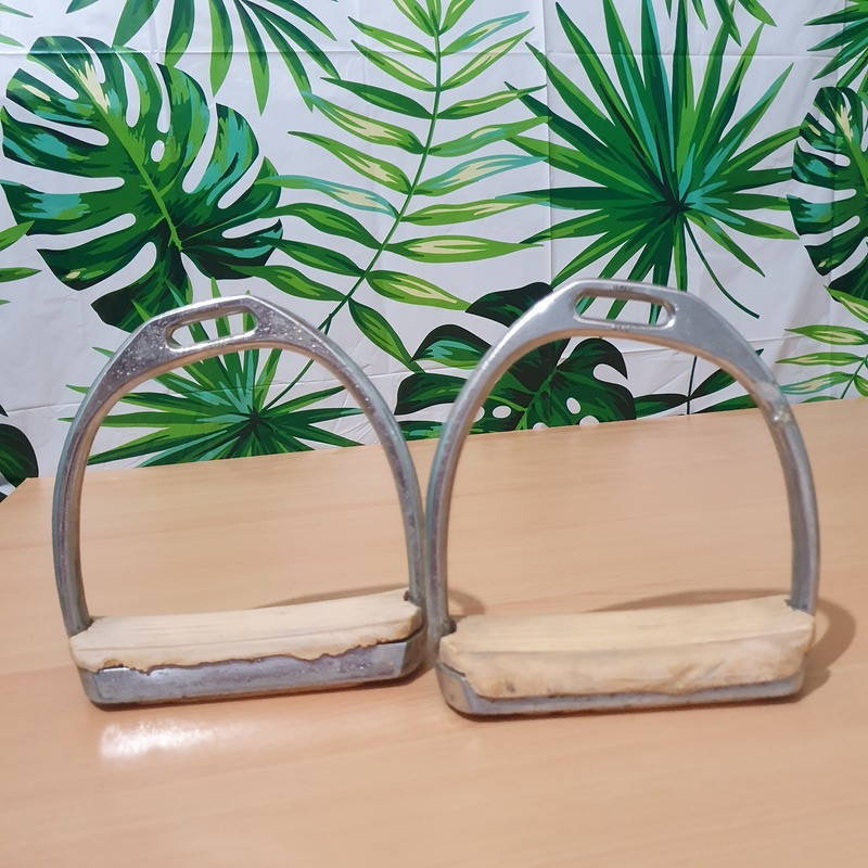 Etriers 12cm