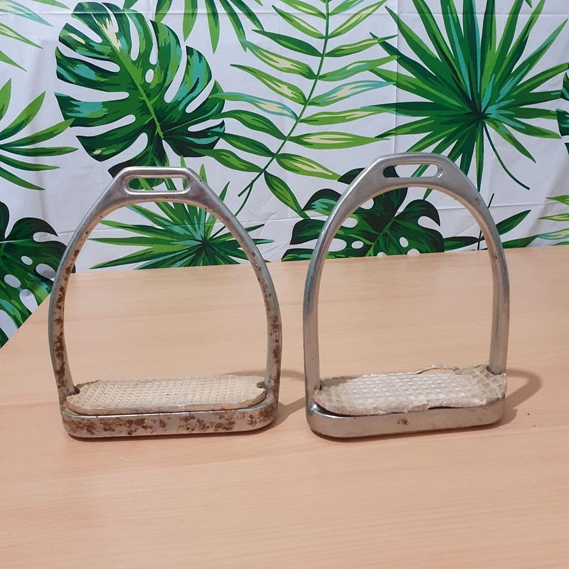 Etriers 11cm